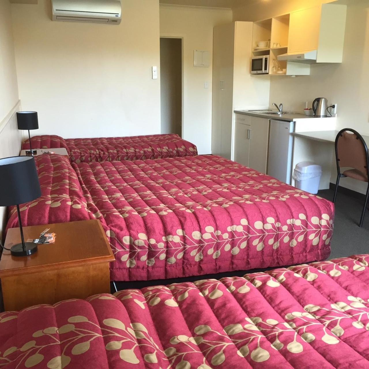 Caves Motor Inn Te Kuiti Zewnętrze zdjęcie